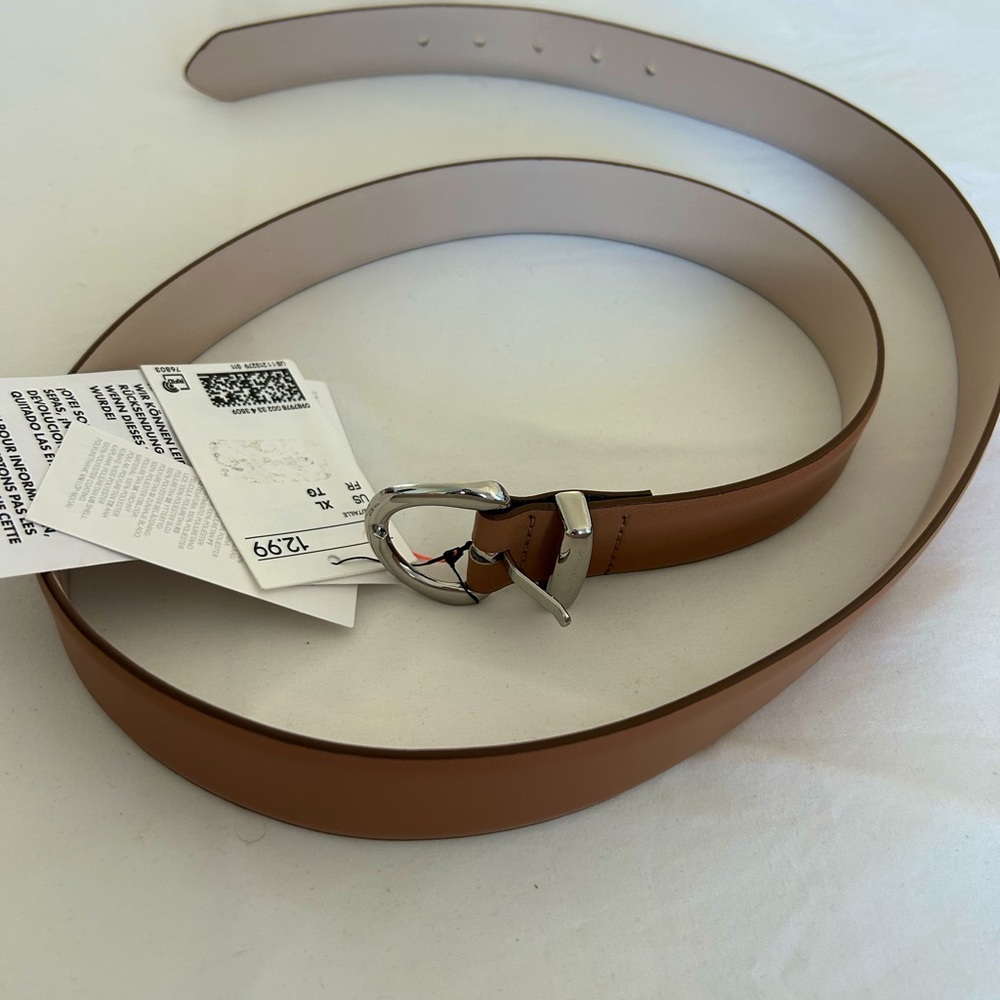 NWT - H&M Tan Belt with Silver
